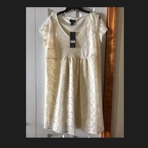 New W/ Tags Lace Maternity Dress